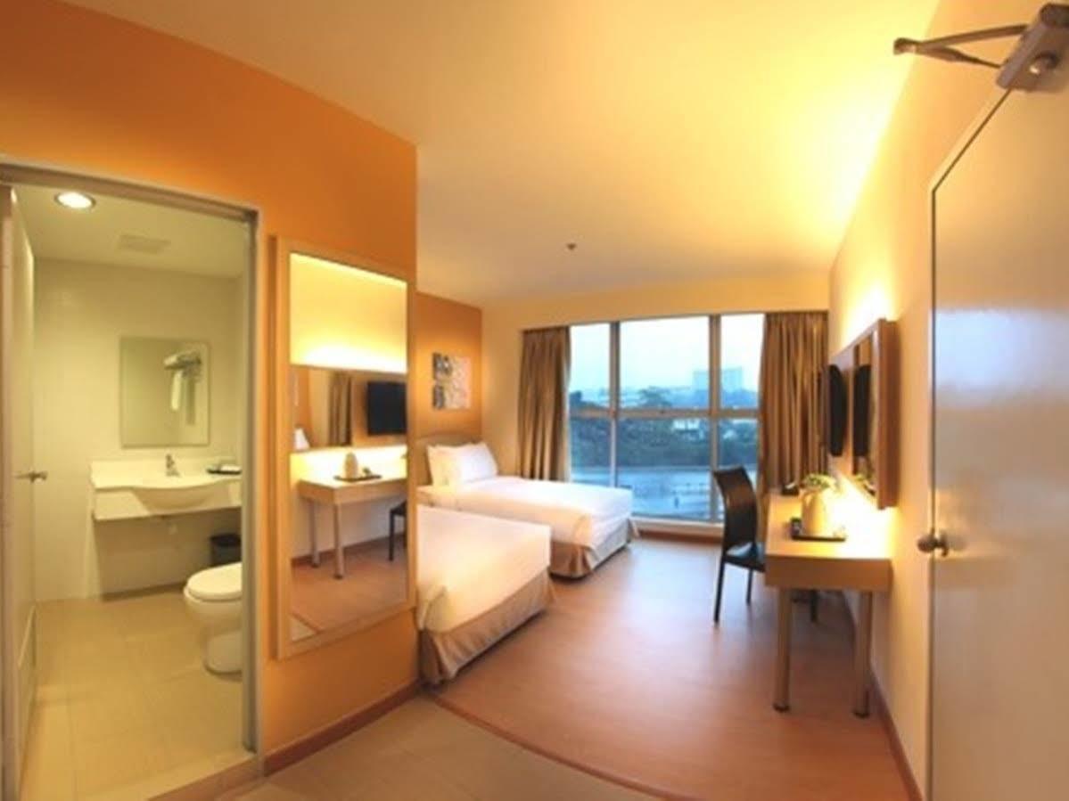 Hotel Min Cott Куала-Лумпур Экстерьер фото